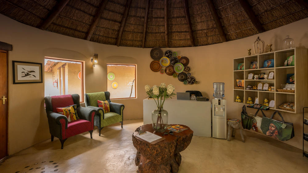 Tau Game Lodge