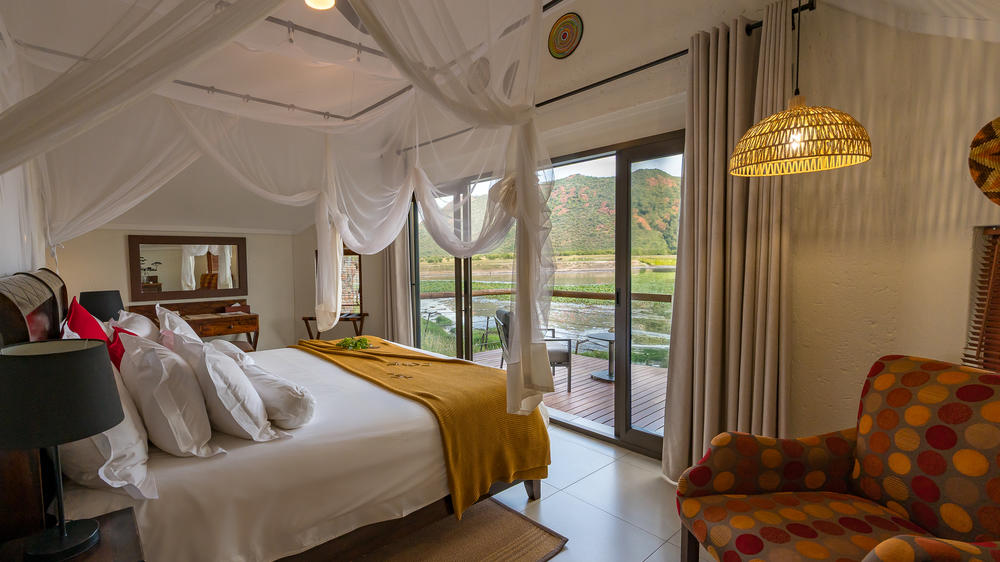 Tau Game Lodge