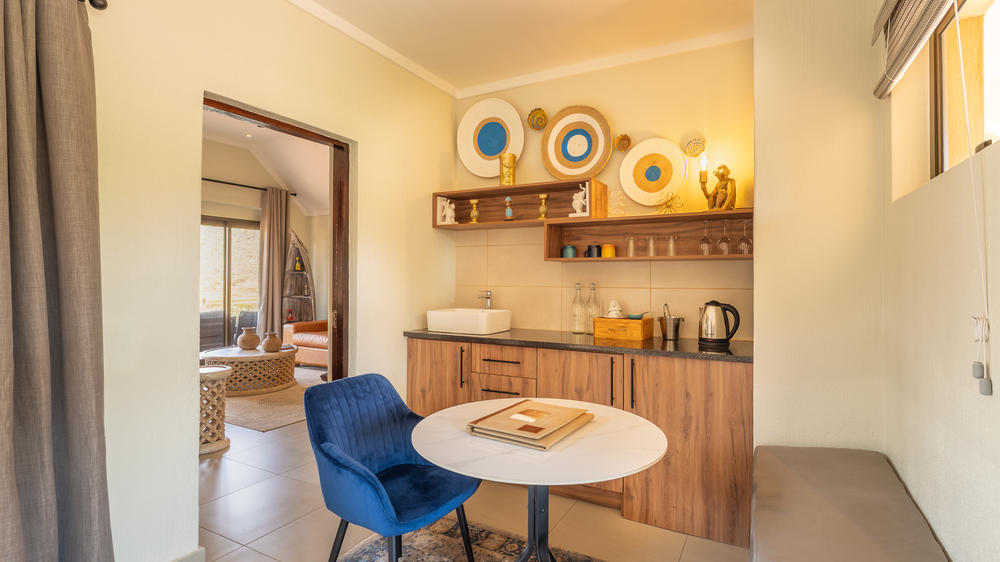Tau Game Lodge