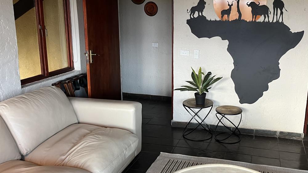Tau Game Lodge