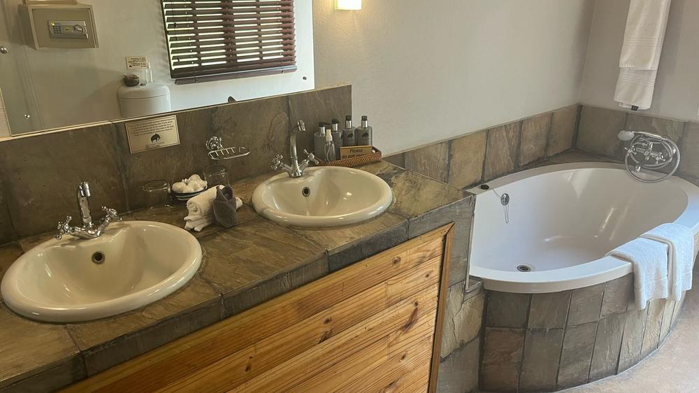 Elephant Plains Game Lodge