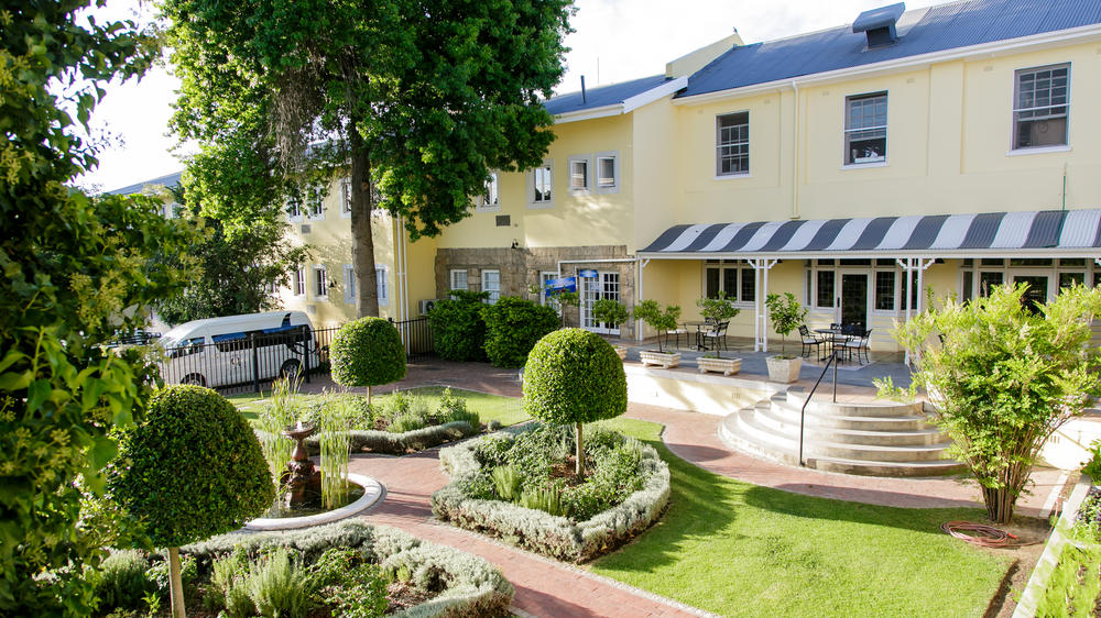 Queen's Hotel Oudtshoorn