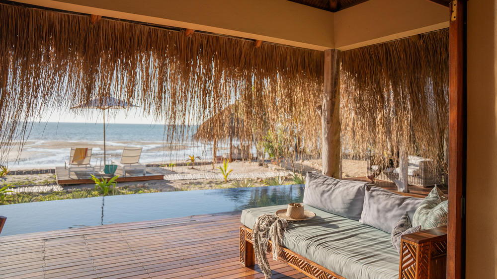 Azura Benguerra Island