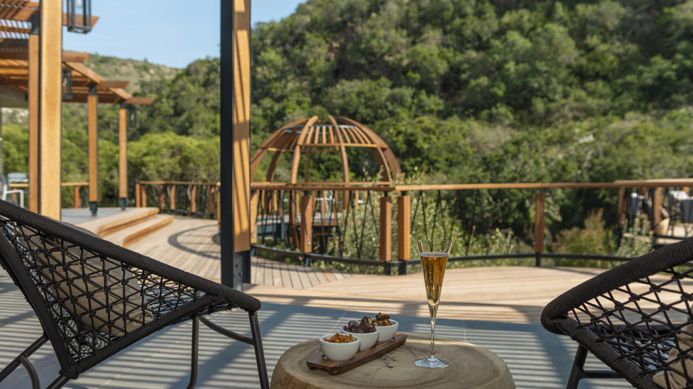 Eagles Crag at Shamwari Private Game Reserve