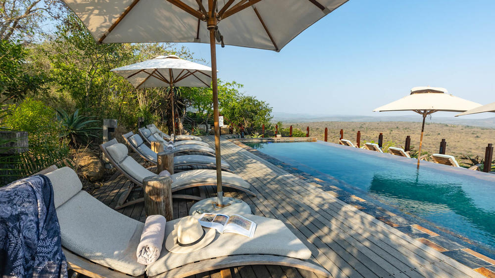 Rhino Ridge Safari Lodge