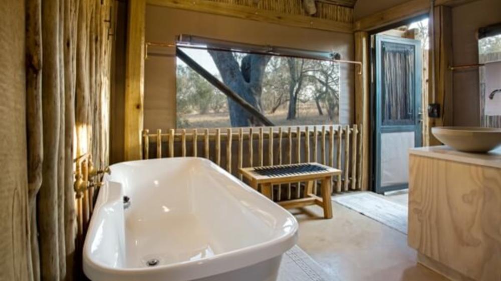 Bateleur Safari Camp