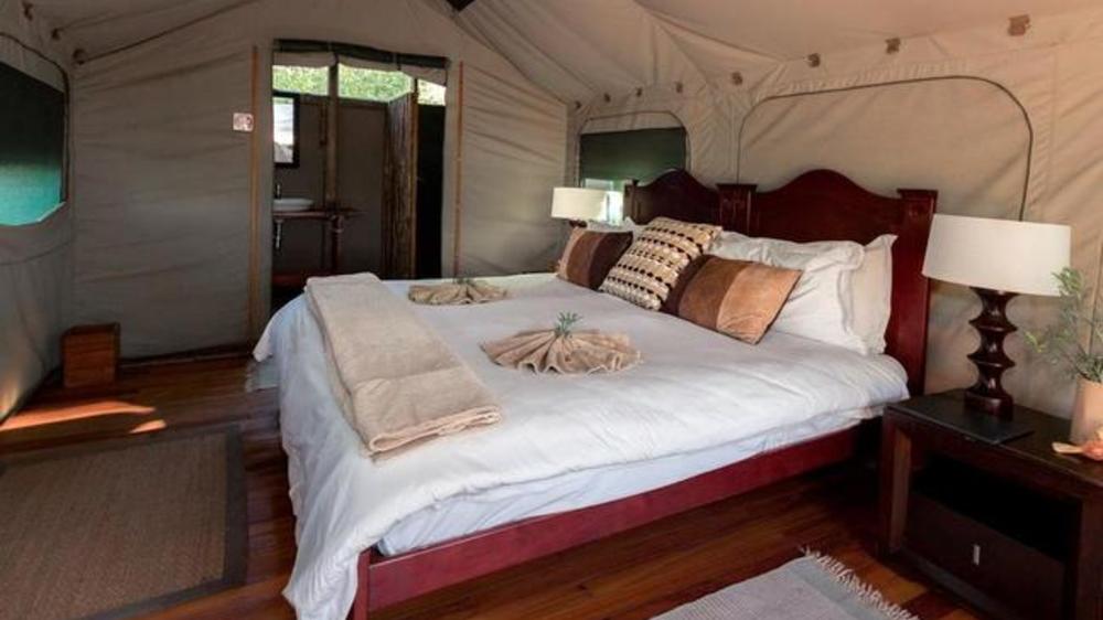Hideaways Mogotlho Safari Lodge, Khwai River