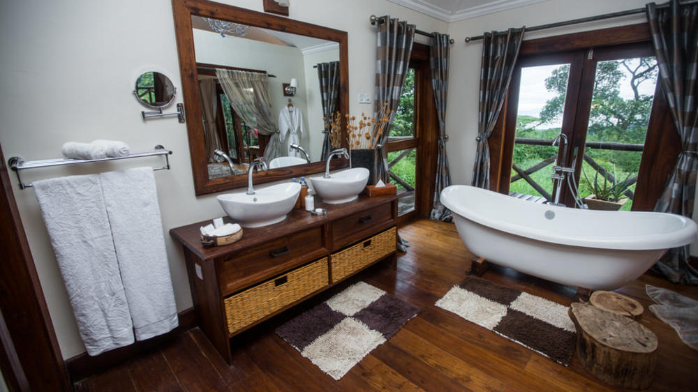 Escarpment Luxury Lodge Manyara