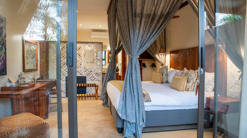 Zimbabwe - 3 days Victoria Falls with Shongwe Oasis - Private Accommodated