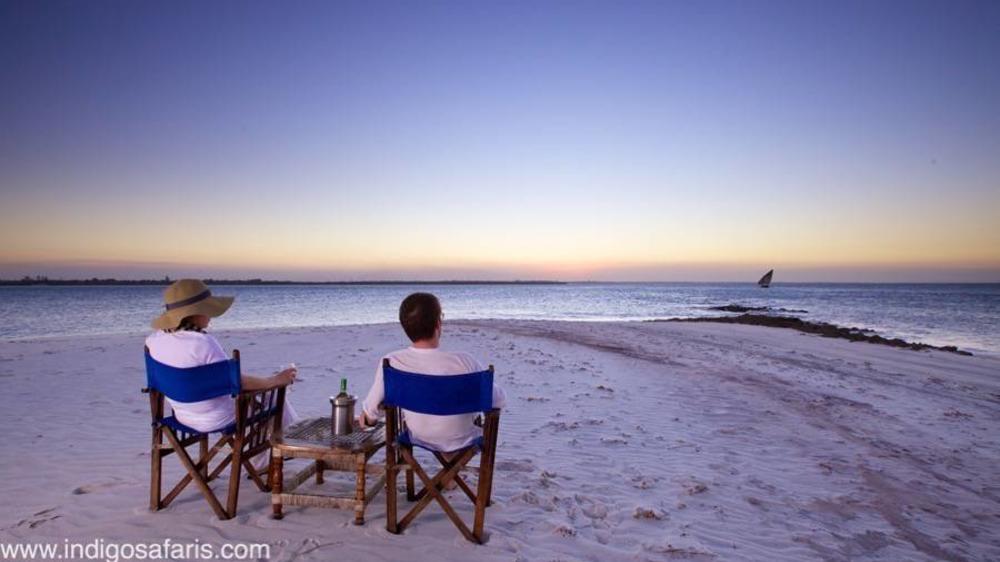 Lazy Lagoon Island Lodge