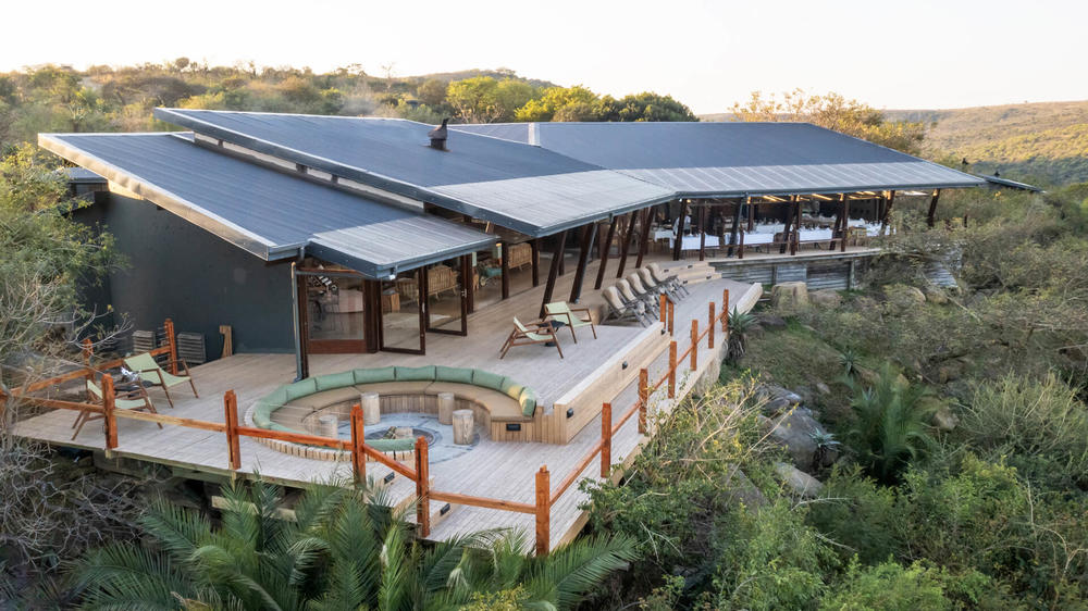 South Africa - 4-day Hluhluwe Safari with Rhino Ridge Safari Lodge - Private self-drive