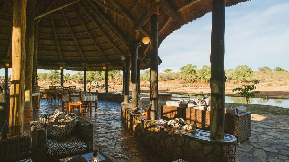 Ruaha River Lodge