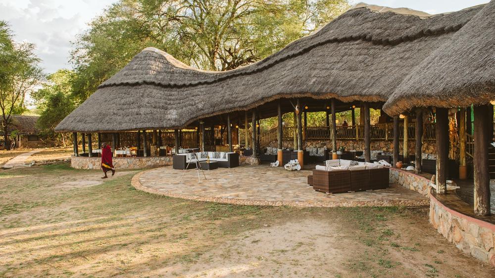 Ruaha River Lodge