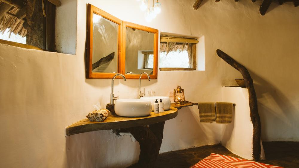 Ruaha River Lodge