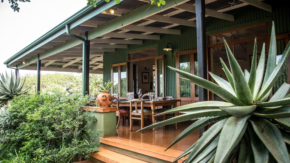 South Africa - 10 -day Drakensberg, Big 5 & Beach Safari - Private accommodated