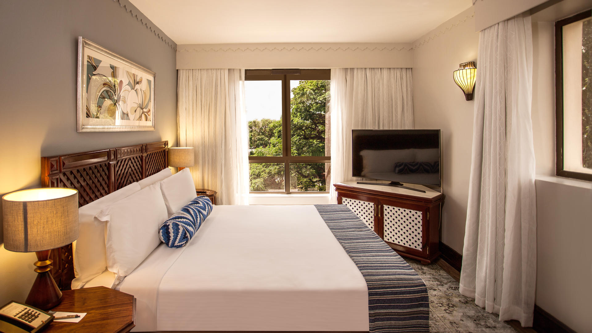 Southern Sun Dar es Salaam — Executive Rooms