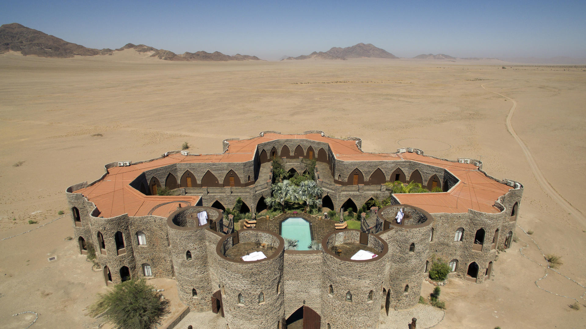 Le Mirage Resort & Spa