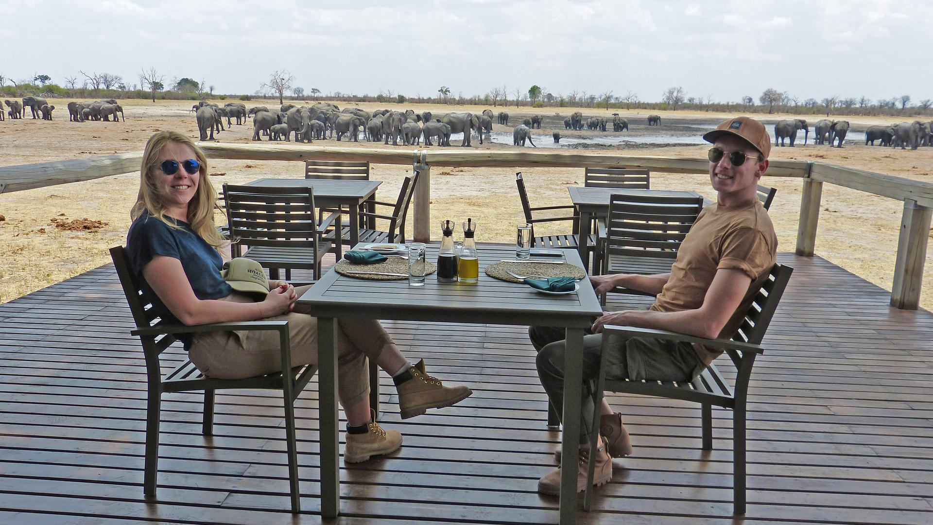 Nogatsaa Pans Chobe Lodge