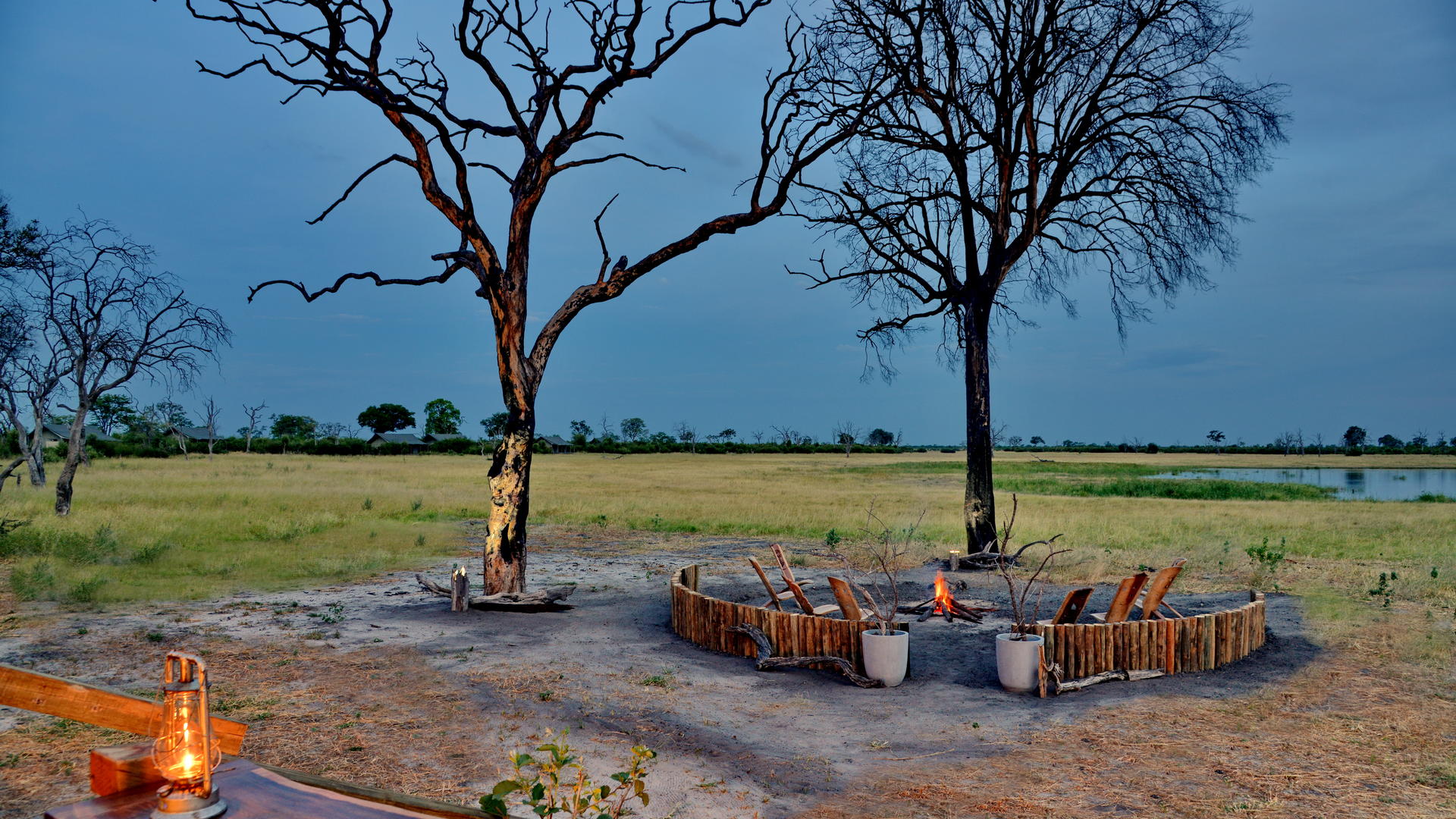 Nogatsaa Pans Chobe Lodge