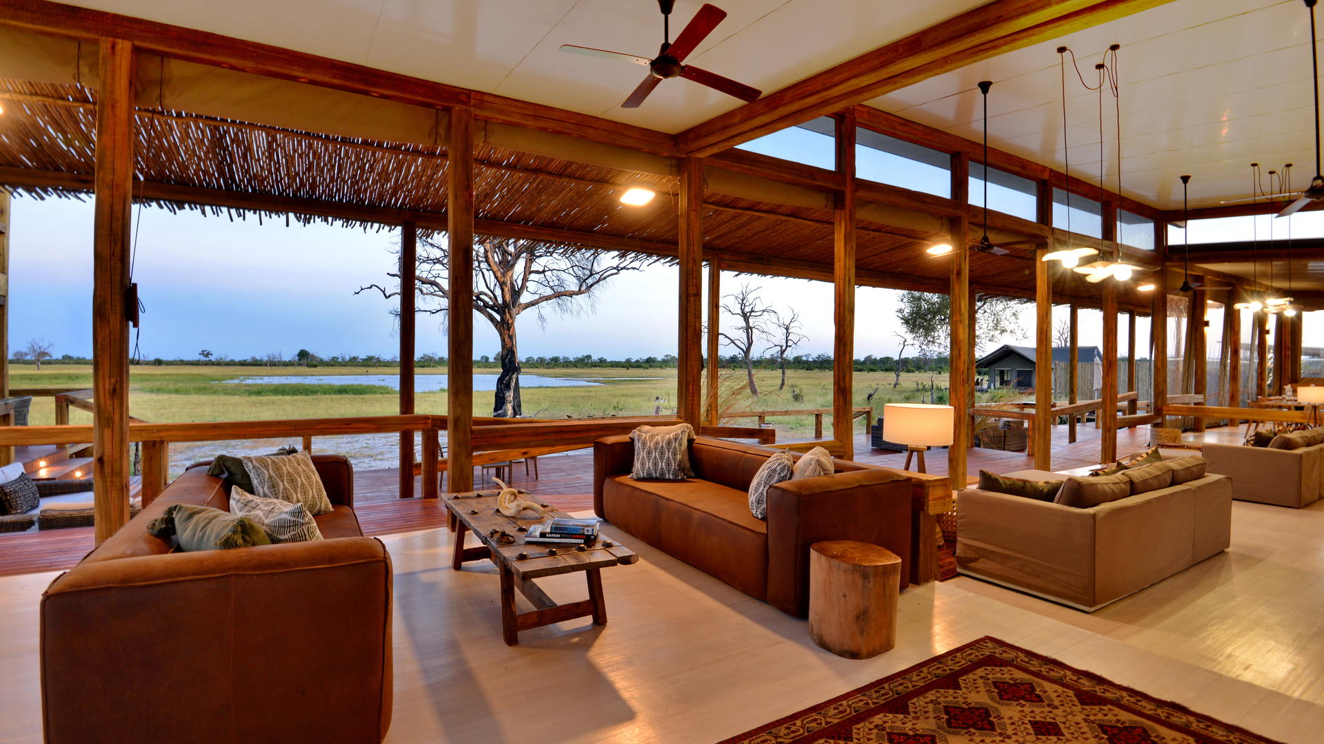 Nogatsaa Pans Chobe Lodge