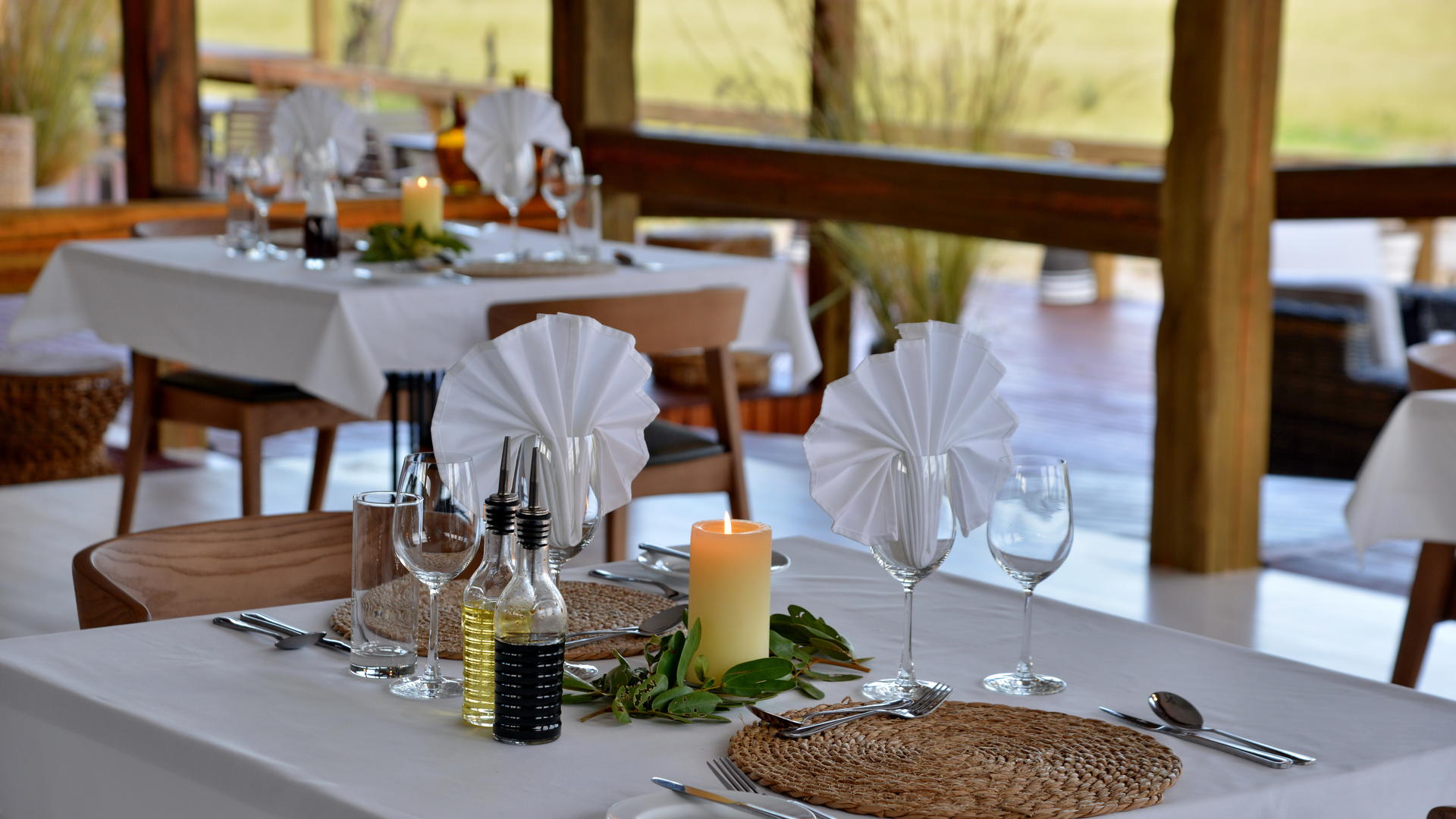 Nogatsaa Pans Chobe Lodge