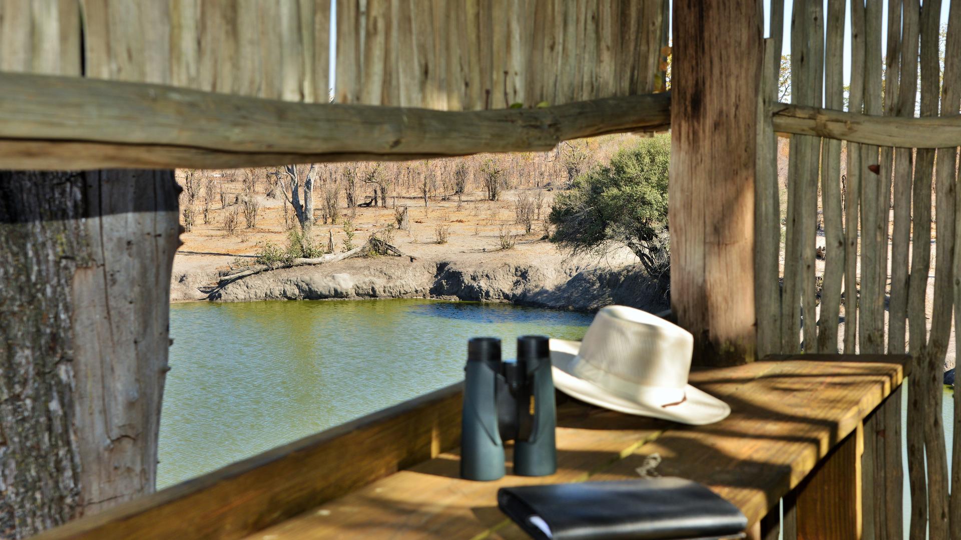 Nogatsaa Pans Chobe Lodge