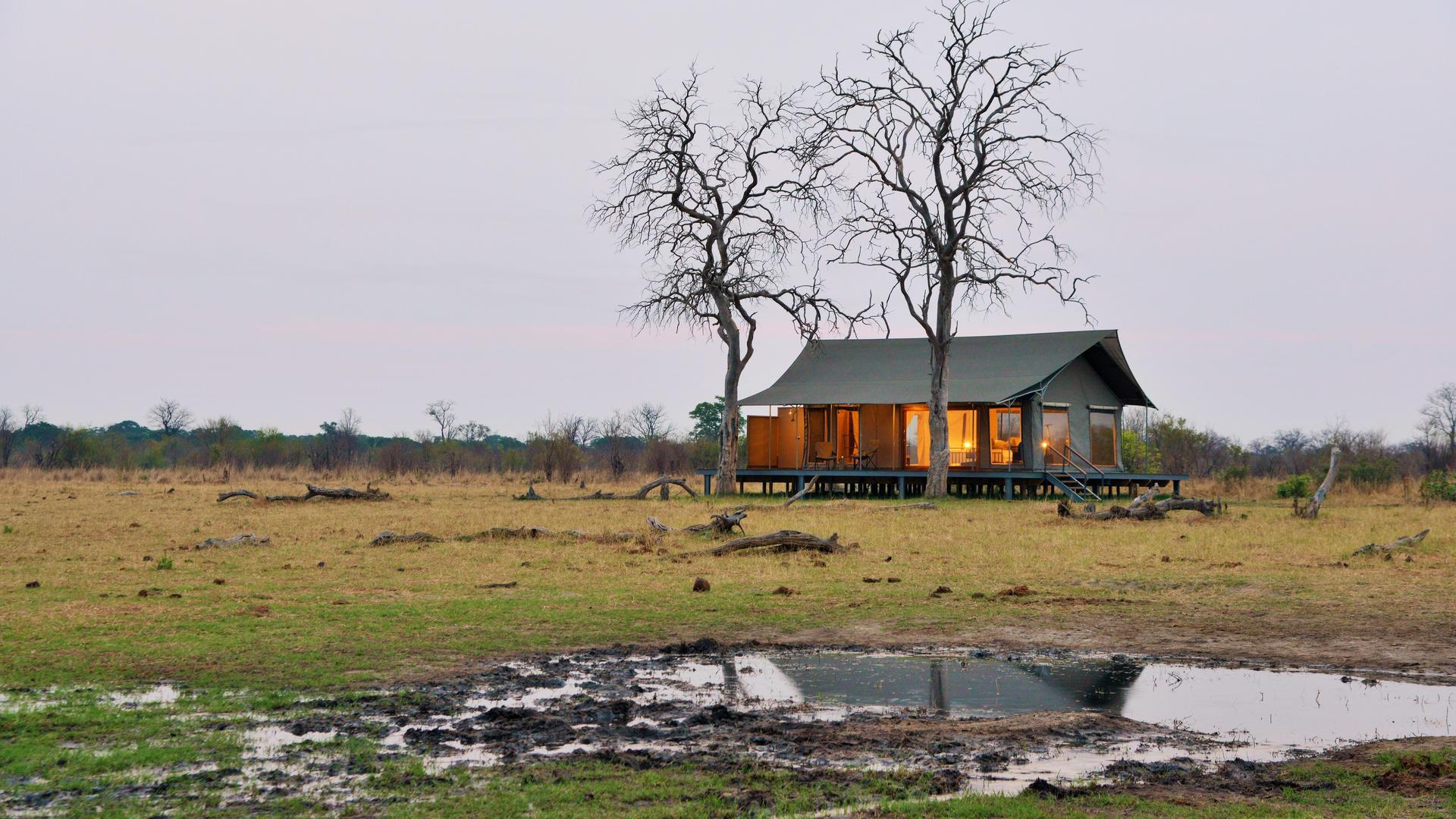 Nogatsaa Pans Chobe Lodge
