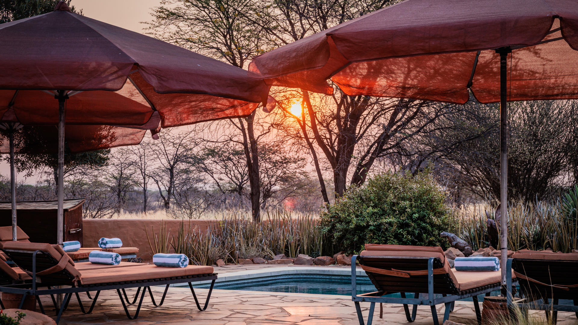 Eningu Kalahari Lodge