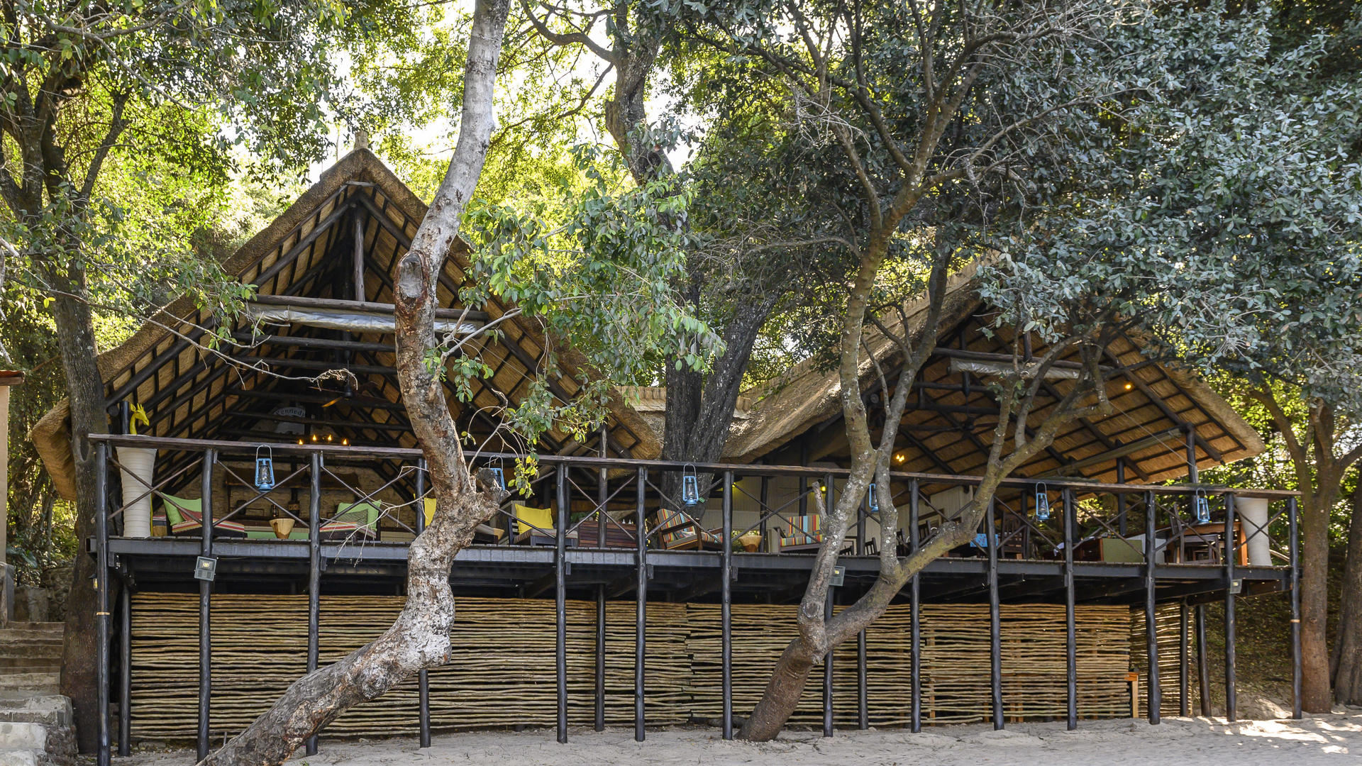 Ichingo Chobe River Lodge