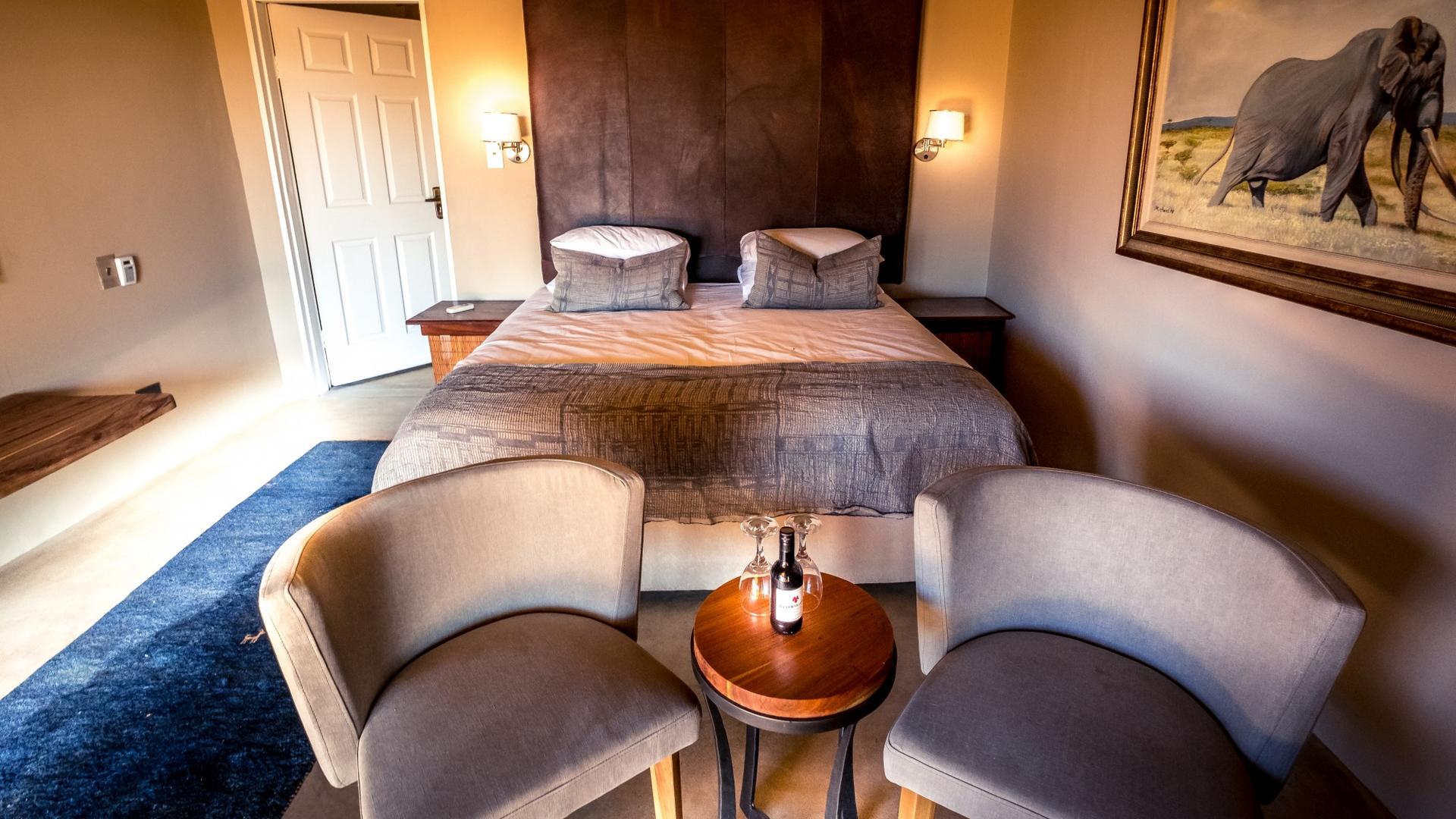 Bagatelle Boutique Farmhouse — view 6