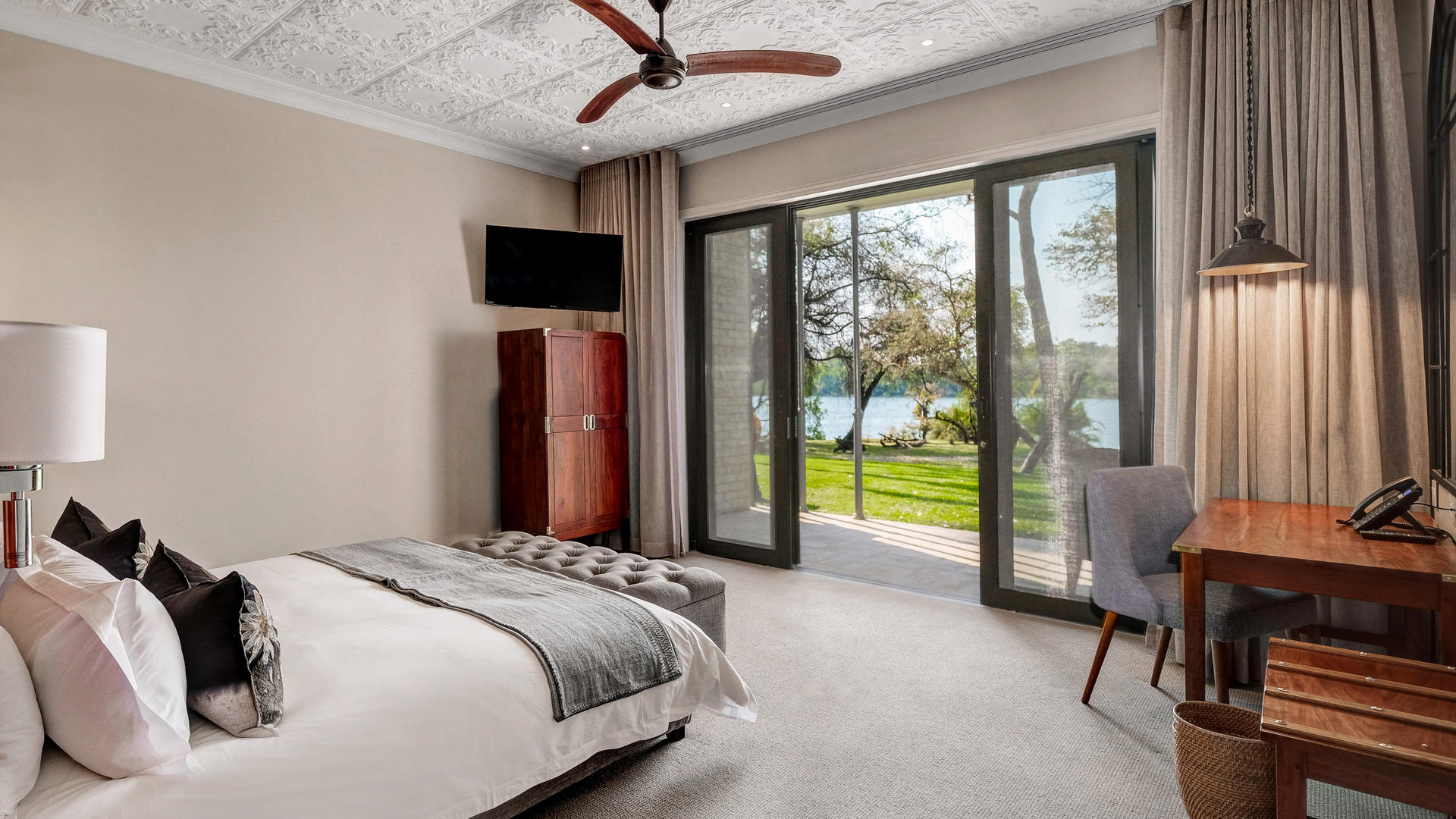 Palm River Hotel
