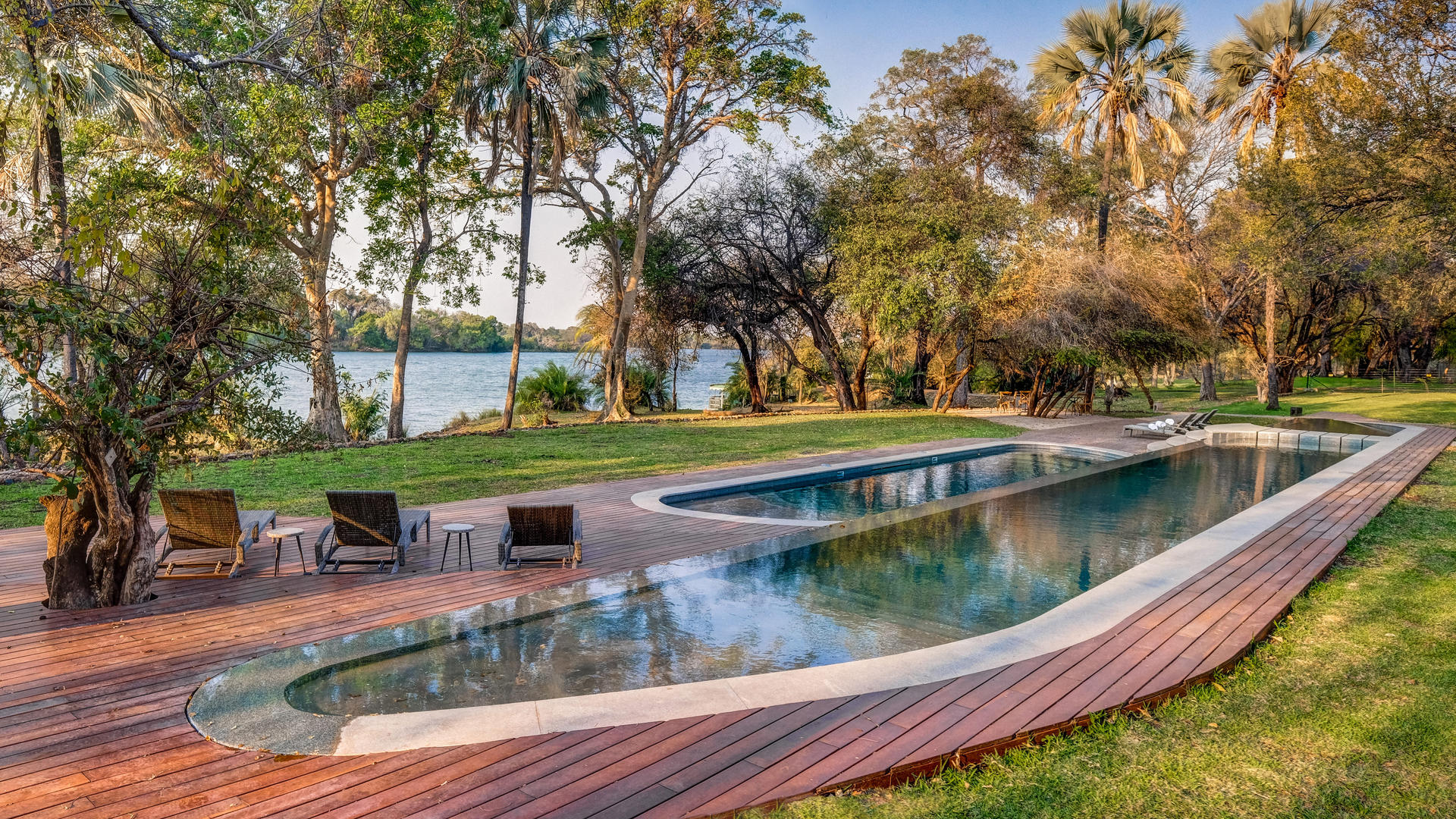 Palm River Hotel