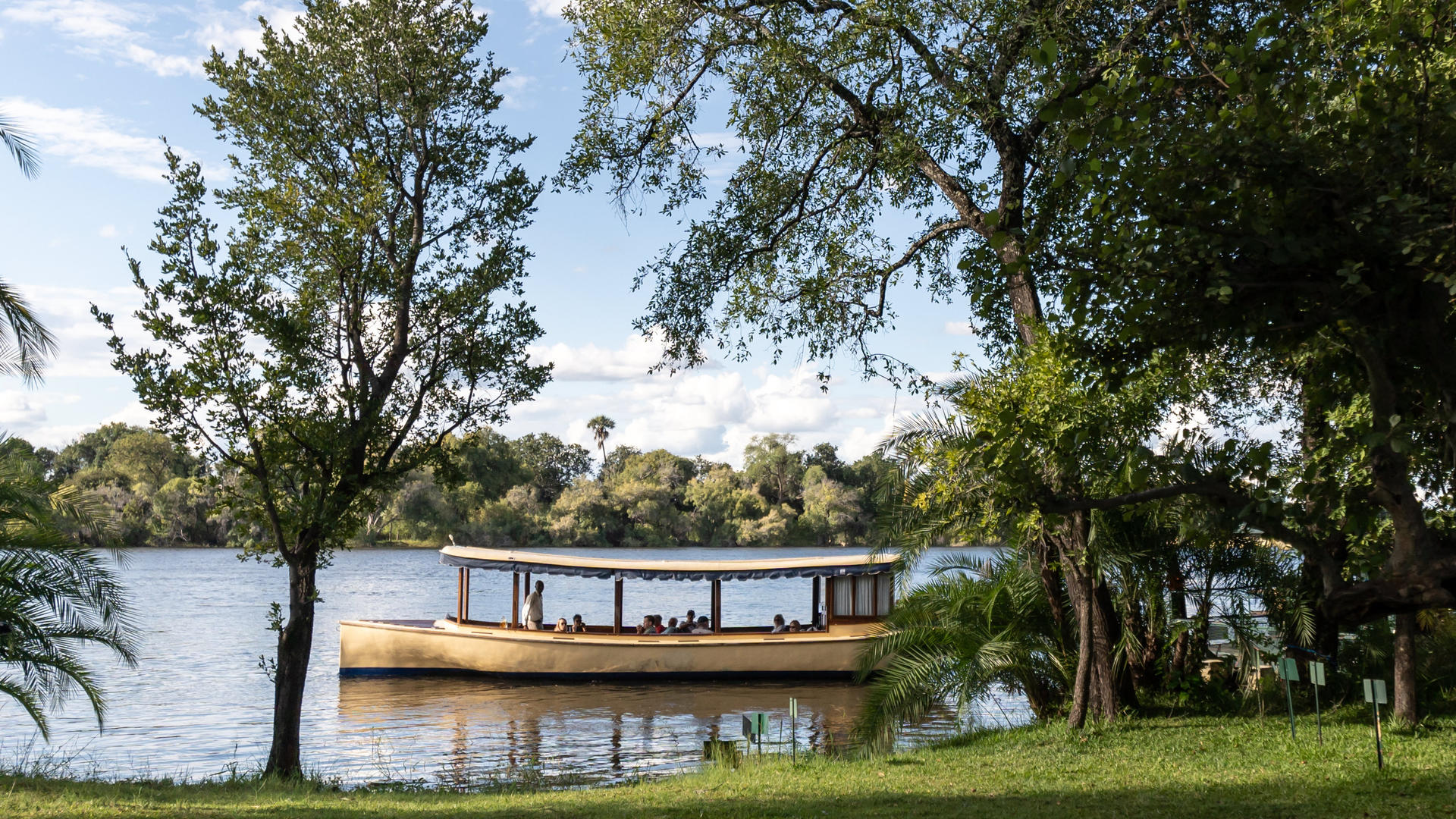 Palm River Hotel