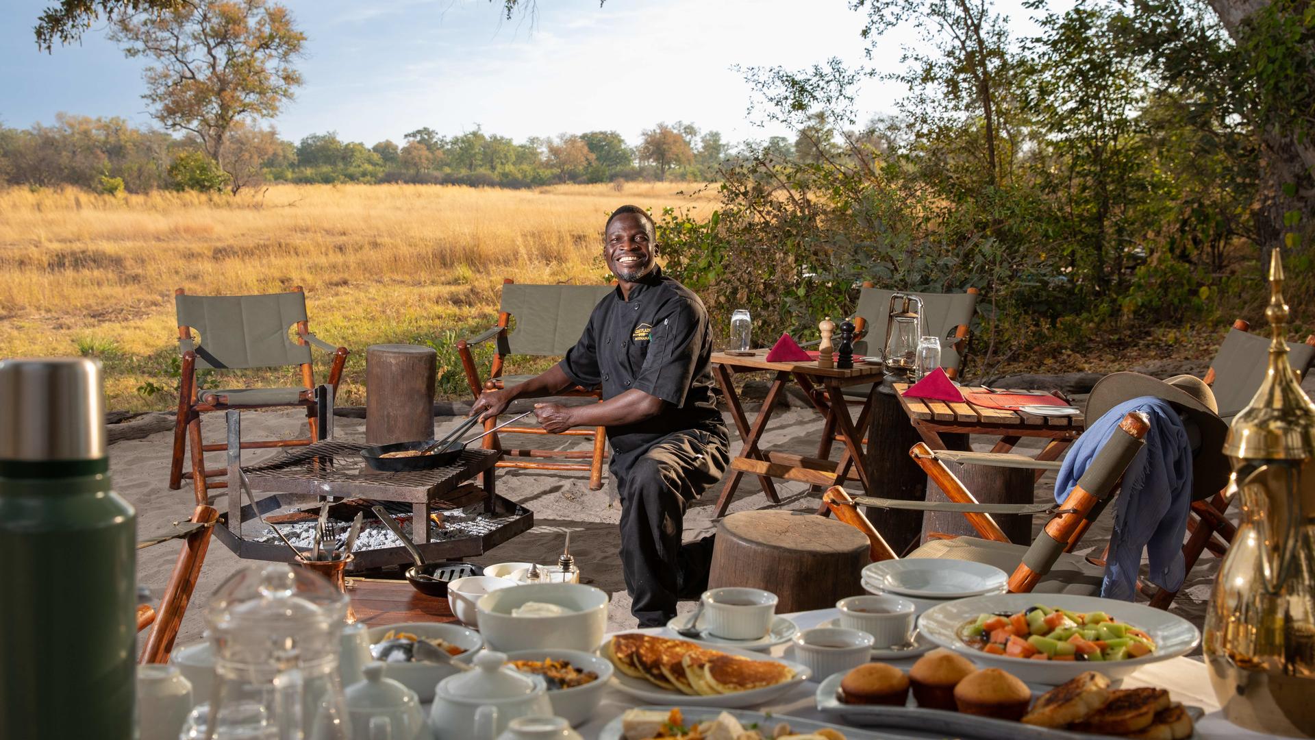 Selinda Explorers Camp