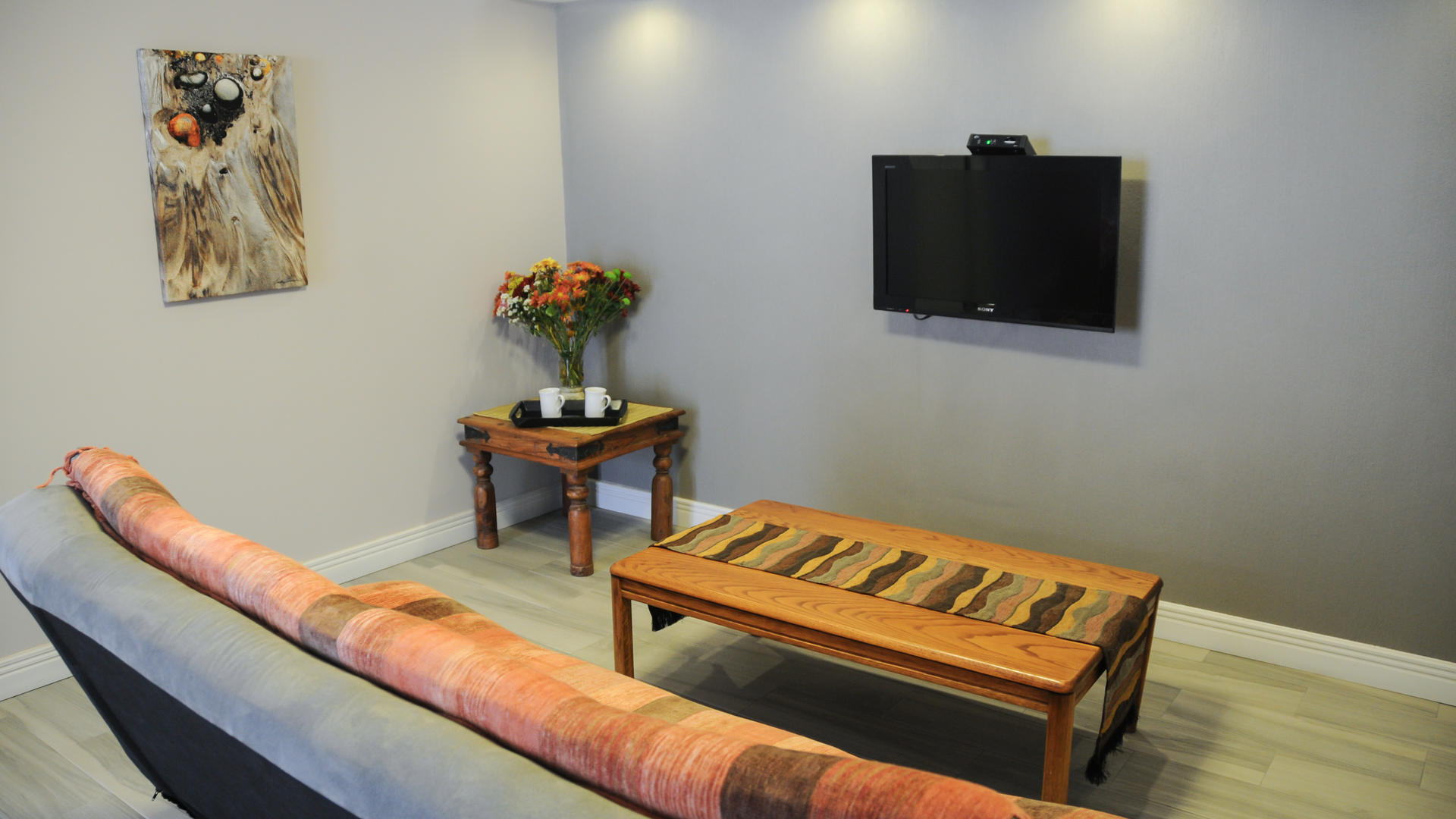 Sea Breeze Guesthouse — Opal Main