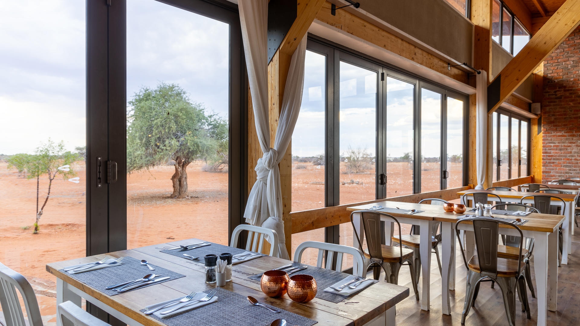 Kalahari Anib Lodge — view 9
