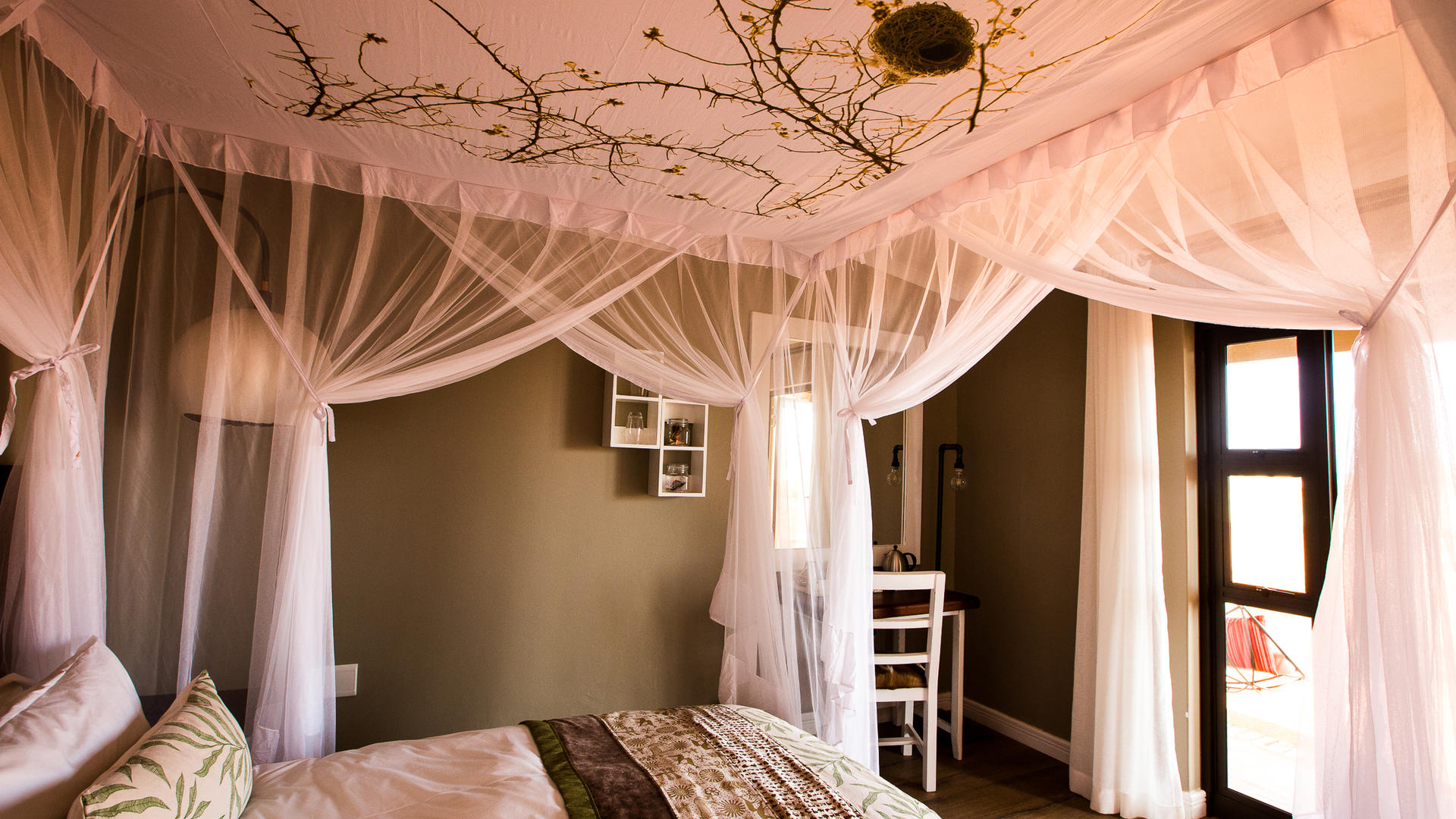 Kalahari Anib Lodge — view 12