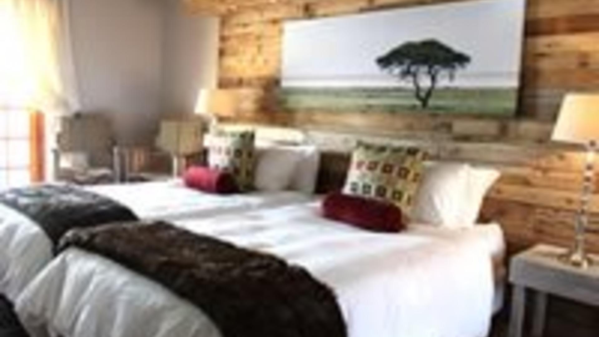 Okutala Etosha Lodge — Hilltop Chalet