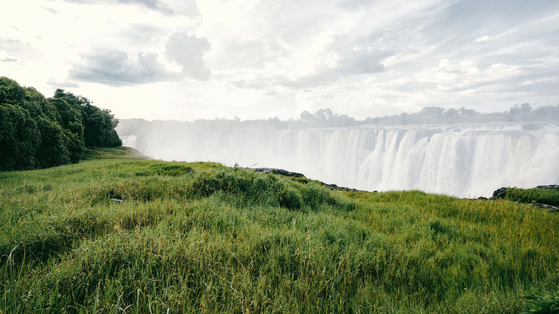 Anantara Stanley & Livingstone Victoria Falls Hotel