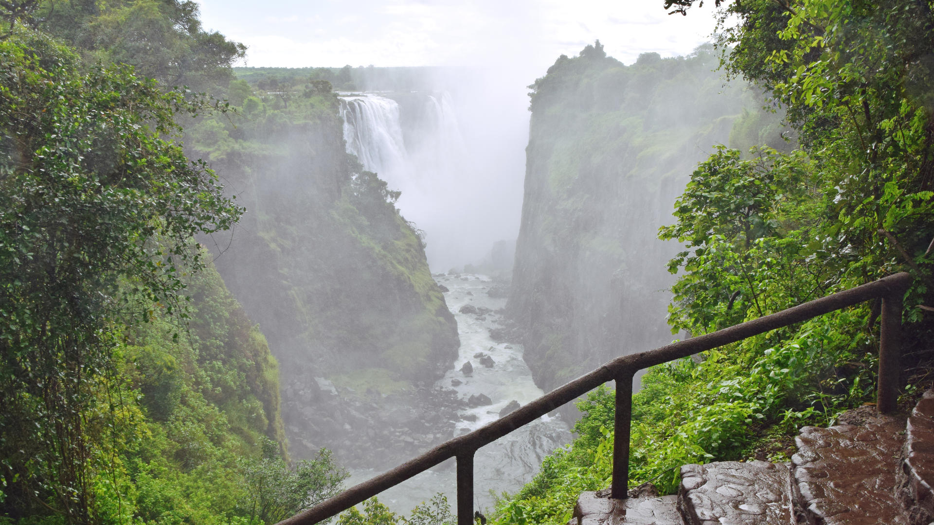 Anantara Stanley & Livingstone Victoria Falls Hotel