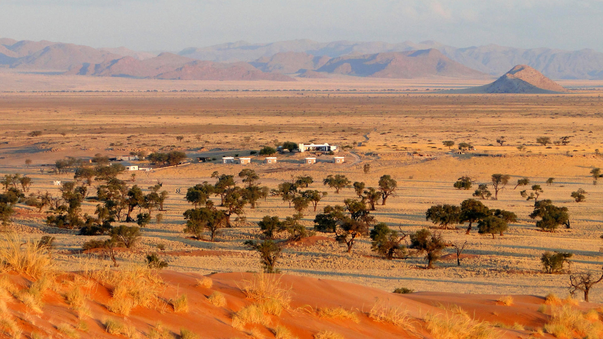 Tsondab Valley Lodge