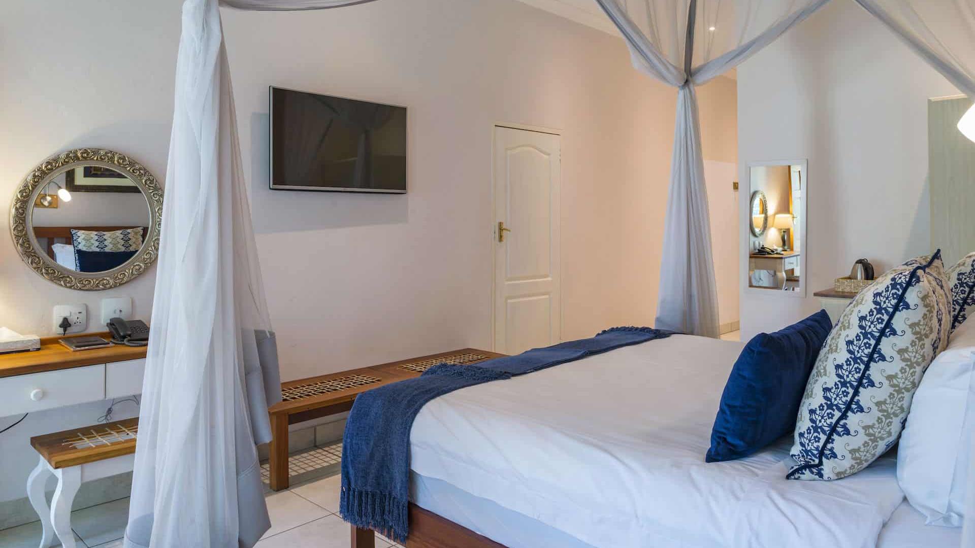 Batonka Guest Lodge — Garden View Family Room