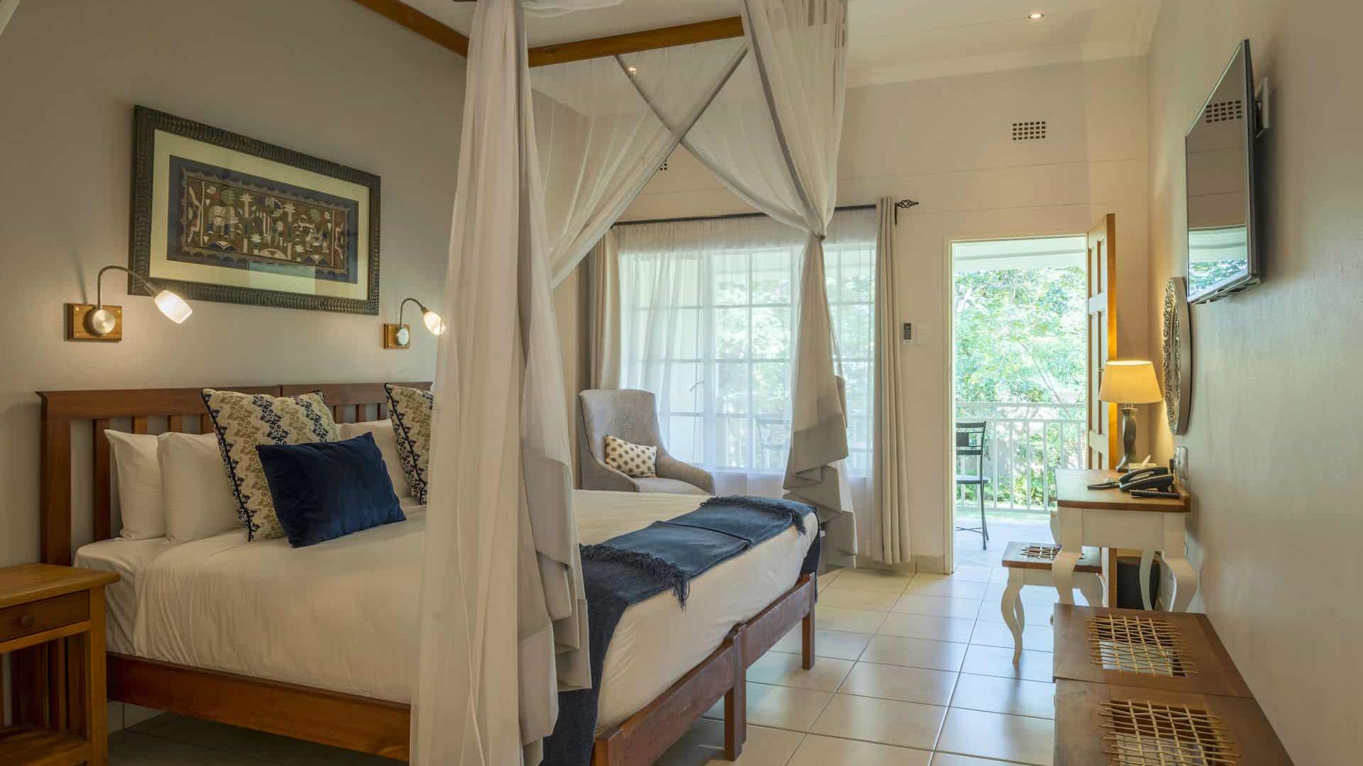 Batonka Guest Lodge — Garden View