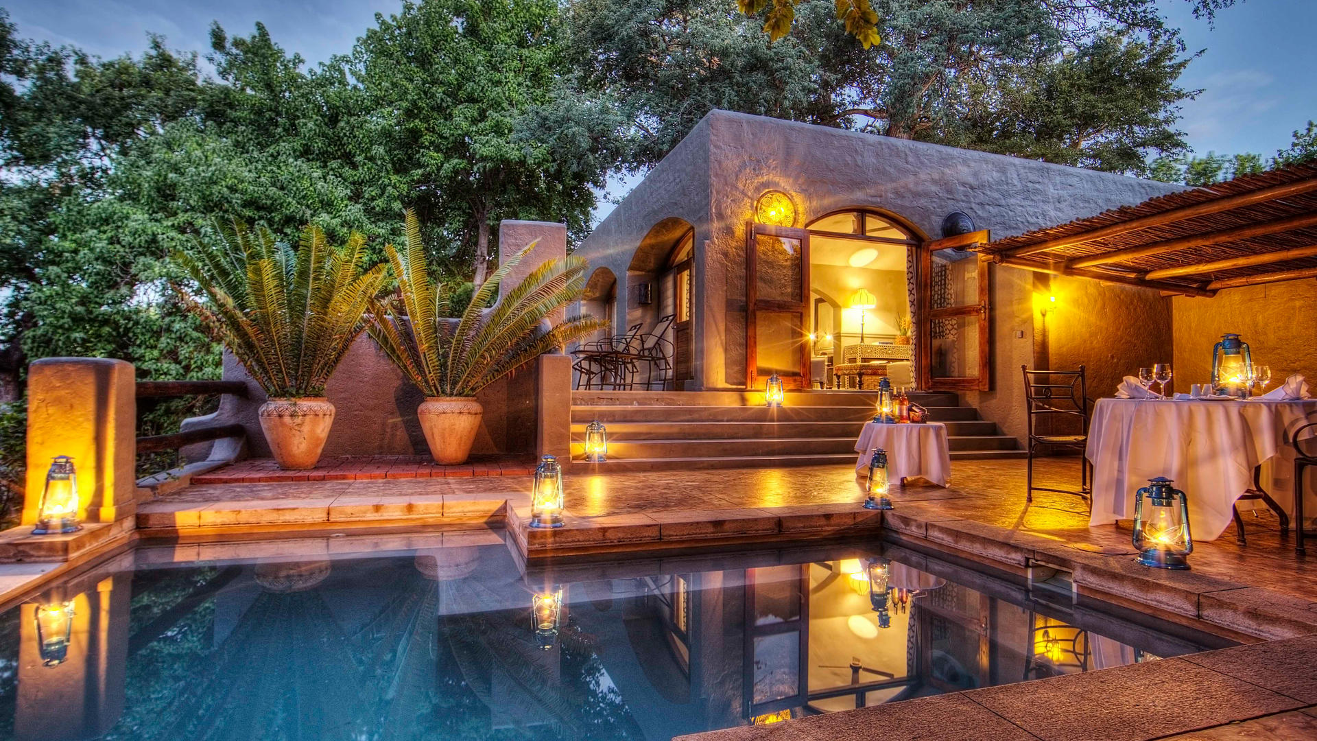 Chobe Game Lodge — Honeymoon Suite