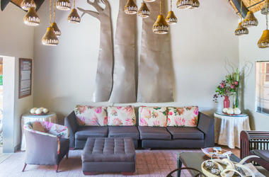 Southern Africa - 9-day Victoria Falls, Cape Town & Kruger Low-key Safari - Private Accommodated