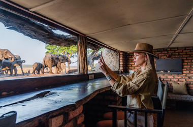 Zimbabwe - 4-day Hwange Safari with Sable Valley Lodge - Private accommodated