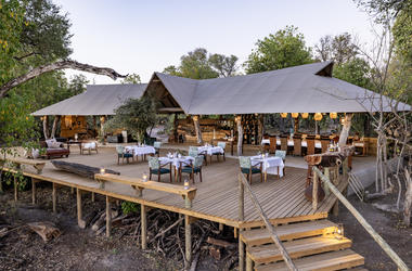 Botswana & Zimbabwe - 7-day Okavango Expedition & Victoria Falls - Private Accommodated