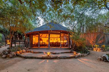 South Africa - 4-day Timbavati Safari with Umlani Bush Camp - Private accommodated